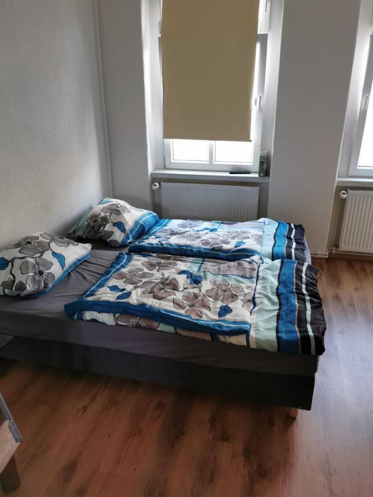 Hostel Im Medizinerviertel Halle  Room photo