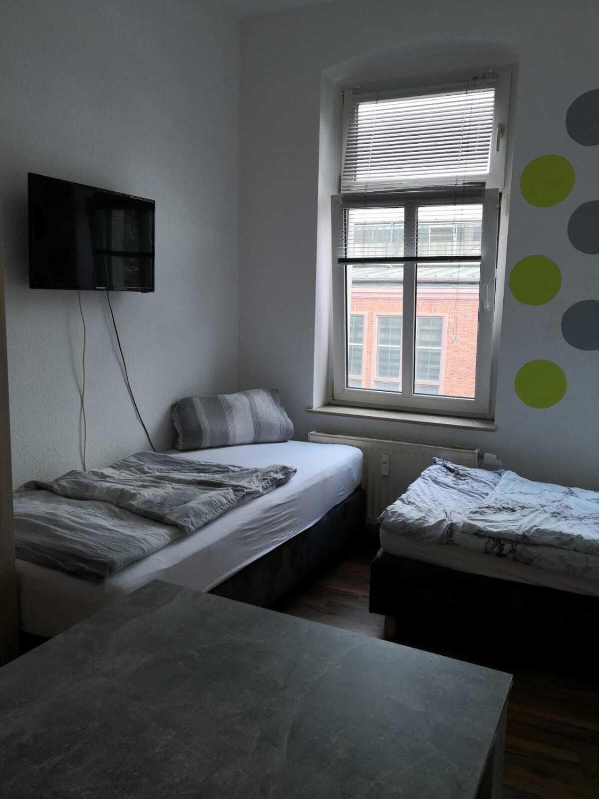 Hostel Im Medizinerviertel Halle  Room photo